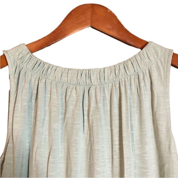 3 for $30! Loft minty green tank top - Picture 2 of 8